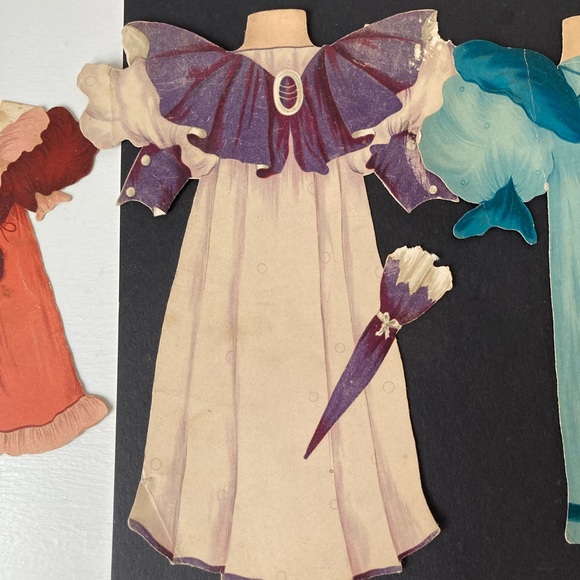 Vintage | Raphael Tuck & Sons Paper Doll Dresses & Hats Set - Blue, Teal, Cream - Picture 10 of 11